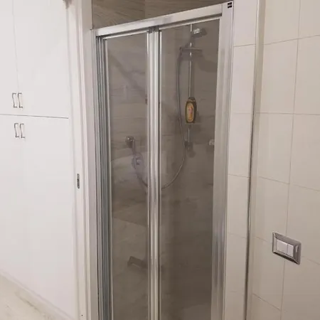 فندق مبيت وإفطار Via Milano