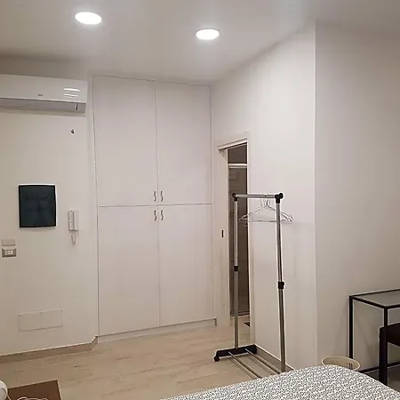 Via Milano 5*